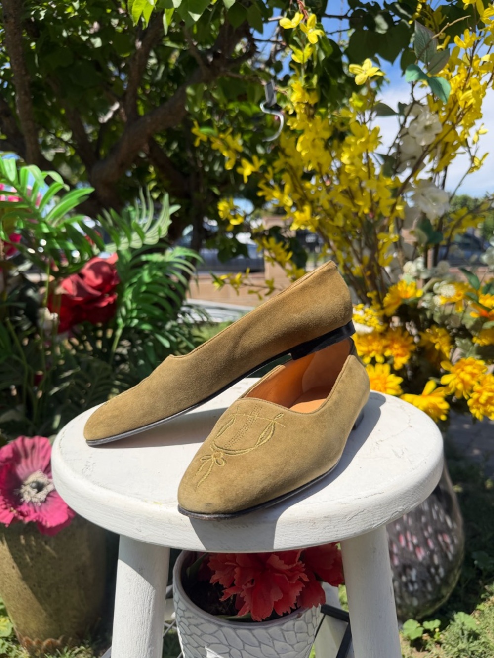 Hermes Paris suede flats Green embroidered size 36 Authentic